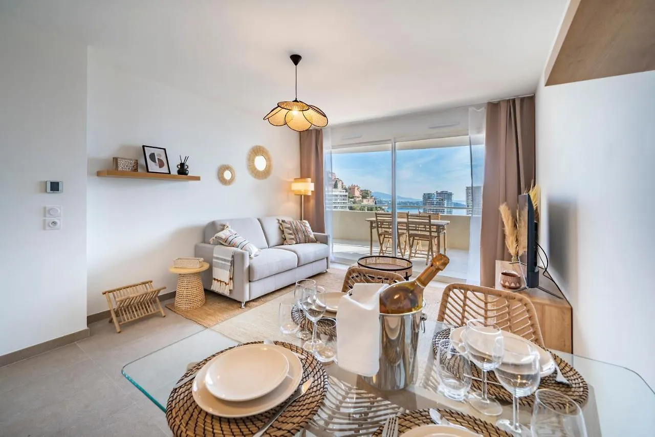 Terrasse Vue Mer, 5Mn Monaco, Parking - An Beausoleil 0*,  France